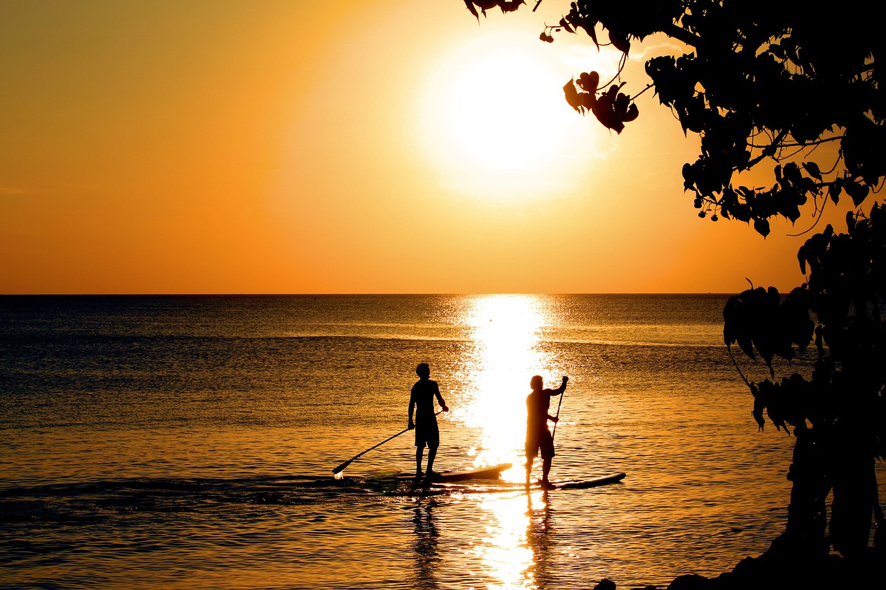 men paddle boarding 2